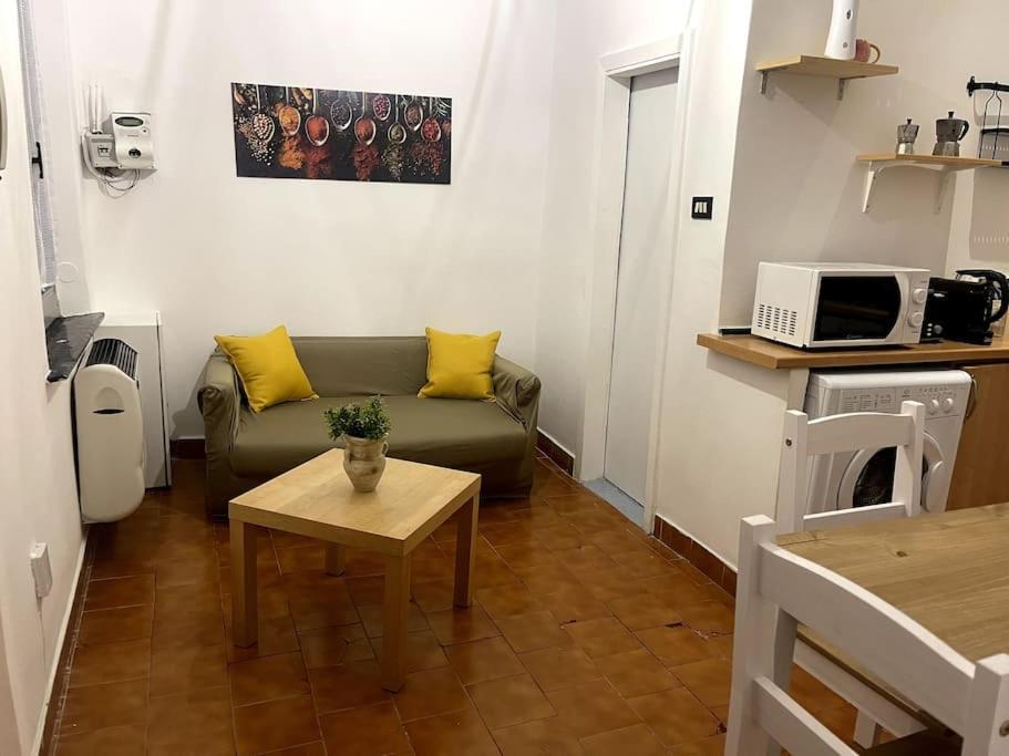 Appartement Ridi Che Ti Passa In Vico Lavagna à Gênes Extérieur photo