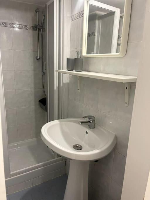 Appartement Ridi Che Ti Passa In Vico Lavagna à Gênes Extérieur photo