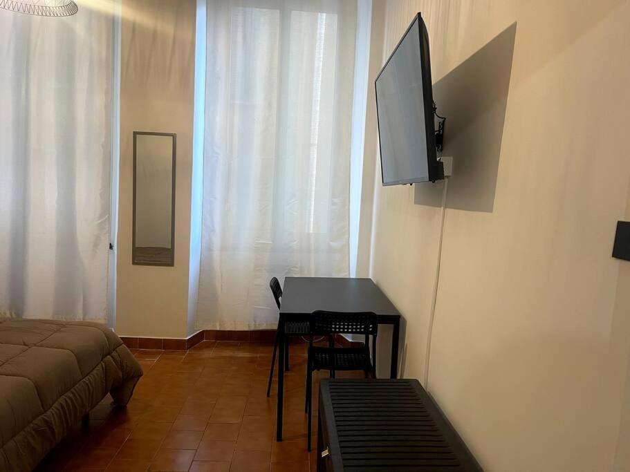 Appartement Ridi Che Ti Passa In Vico Lavagna à Gênes Extérieur photo